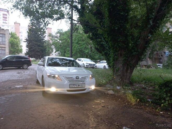 Toyota Camry-4