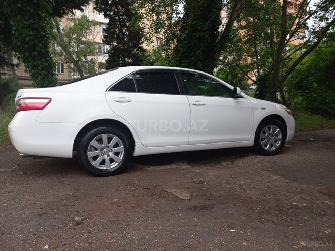 Toyota Camry-7