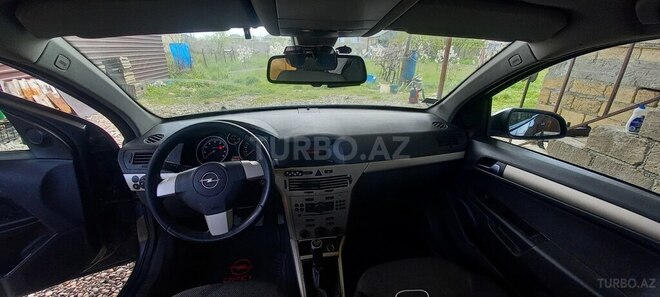 Opel Astra-3