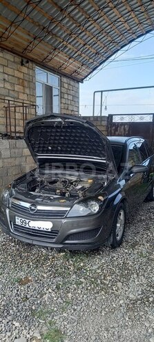 Opel Astra-11
