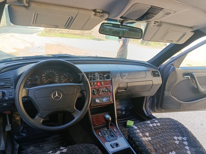 Mercedes C 180-2