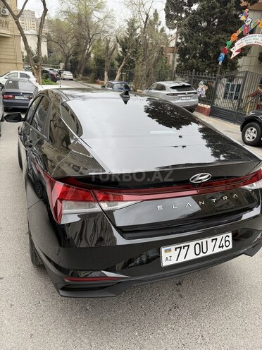 Hyundai Elantra-5