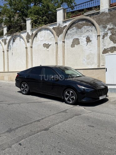 Hyundai Elantra-10