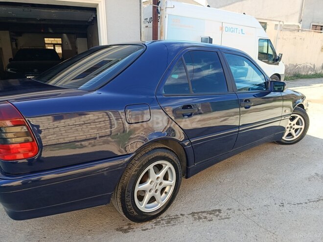 Mercedes C 180-12