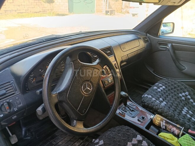 Mercedes C 180-16