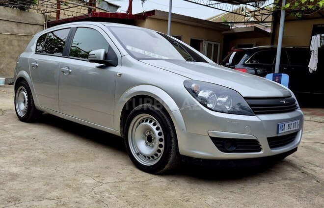 Opel Astra-2