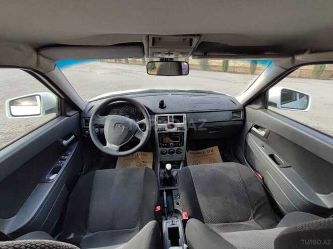 LADA (VAZ) Priora-8