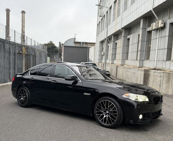 BMW 528-2