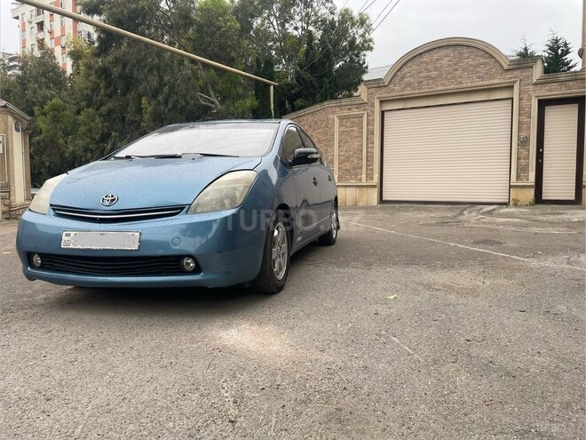Toyota Prius-13