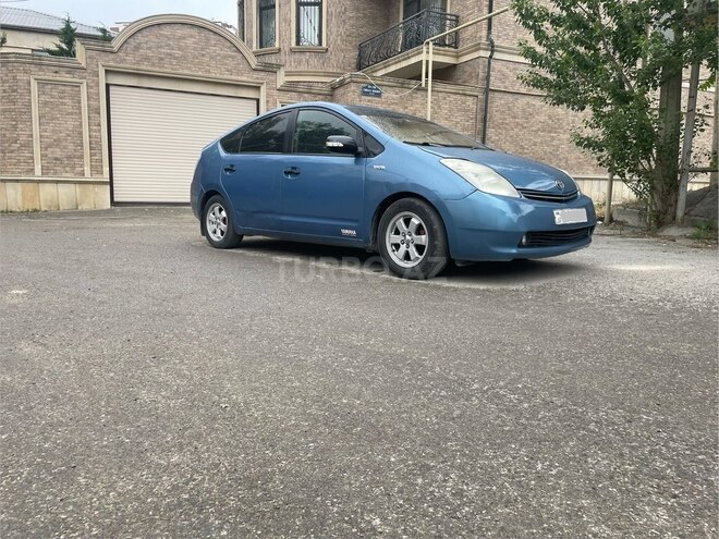 Toyota Prius-3
