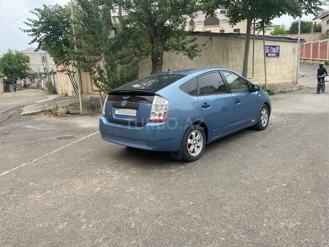 Toyota Prius-16