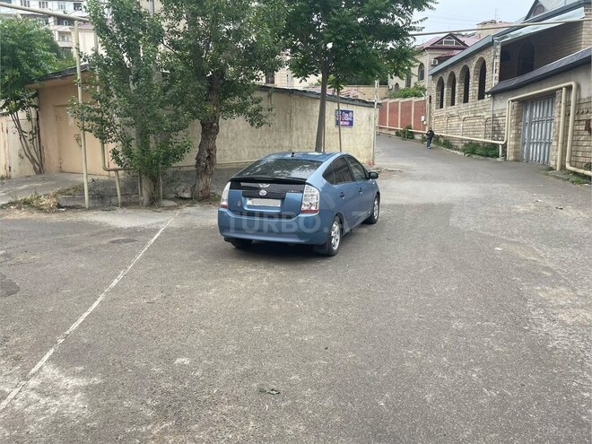 Toyota Prius-18