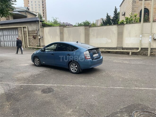 Toyota Prius-19