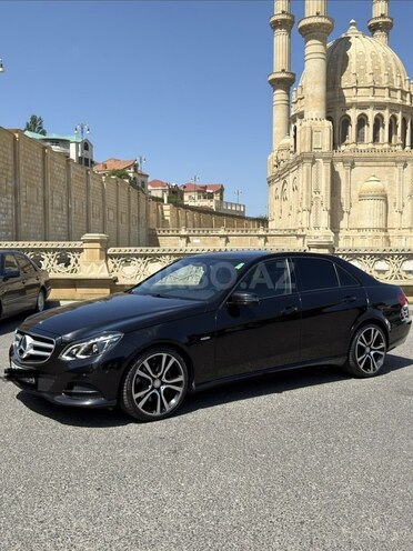 Mercedes E 220-4