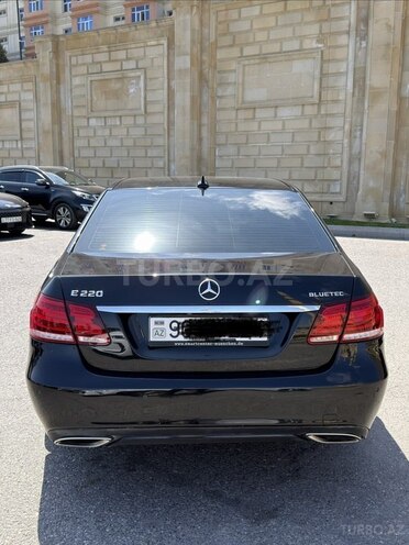 Mercedes E 220-8