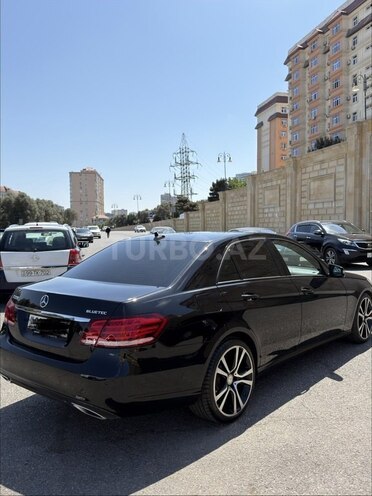 Mercedes E 220-7