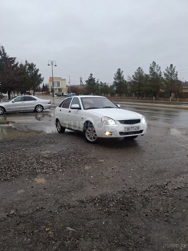 LADA (VAZ) Priora-1