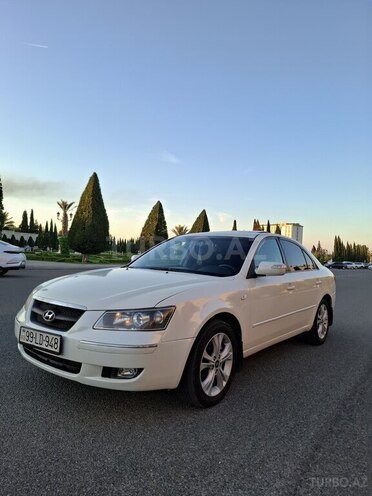 Hyundai Sonata-3