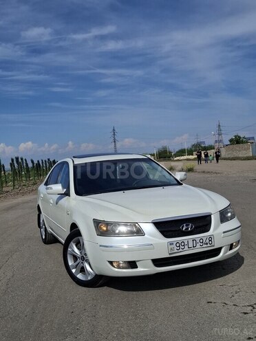 Hyundai Sonata-5