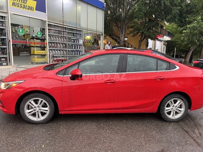 Chevrolet Cruze-6