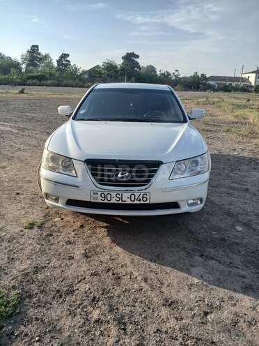 Hyundai Sonata-1