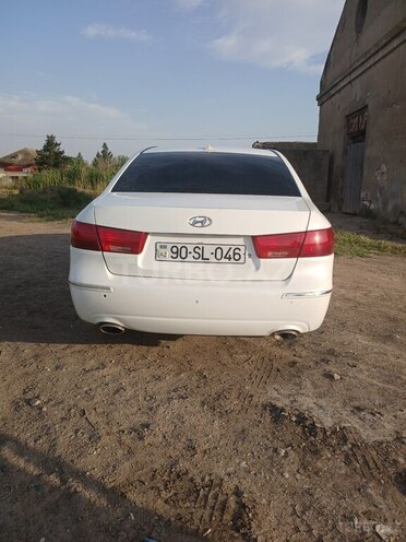 Hyundai Sonata-6