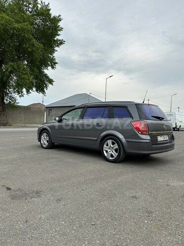 Opel Astra-11