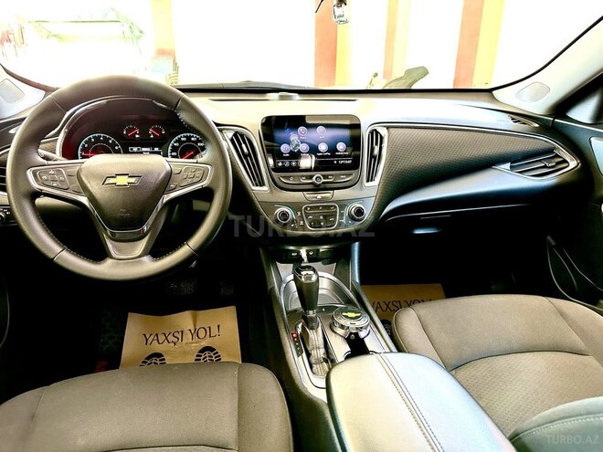Chevrolet Malibu-6