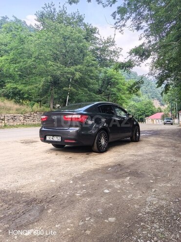 Kia Rio-9