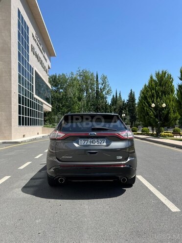 Ford Edge-3