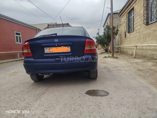 Opel Astra-2