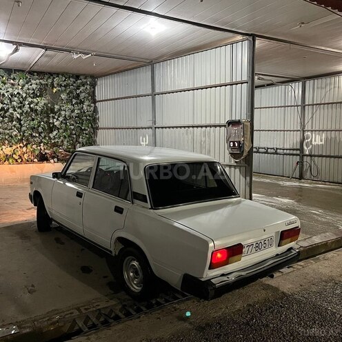 LADA (VAZ) 2107-2