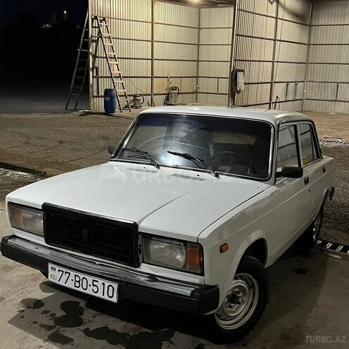 LADA (VAZ) 2107-1