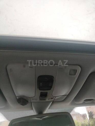 Mercedes E 240-9
