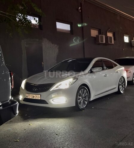 Hyundai Azera-1
