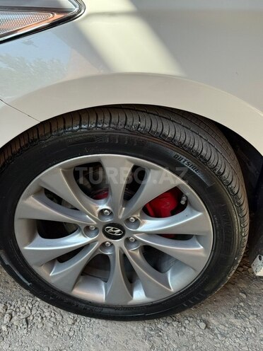 Hyundai Azera-6