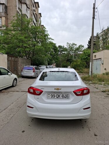 Chevrolet Cruze-2