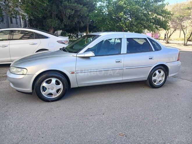 Opel Vectra-8