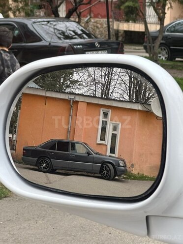 Mercedes 220 E-4