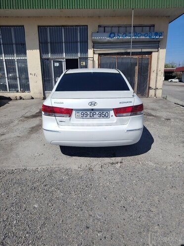 Hyundai Sonata-2