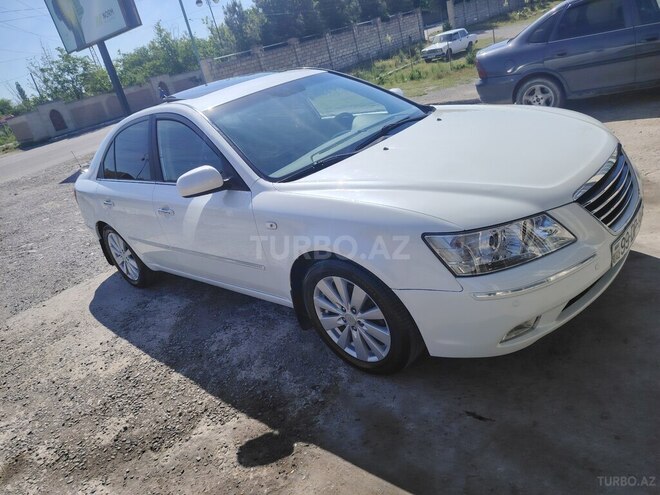 Hyundai Sonata-5