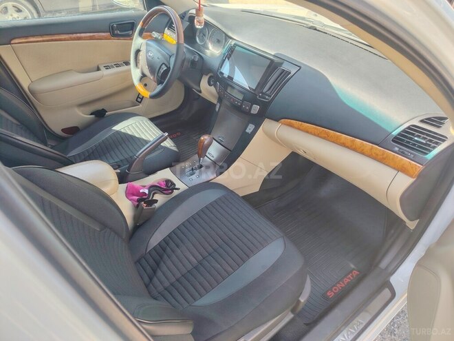 Hyundai Sonata-7