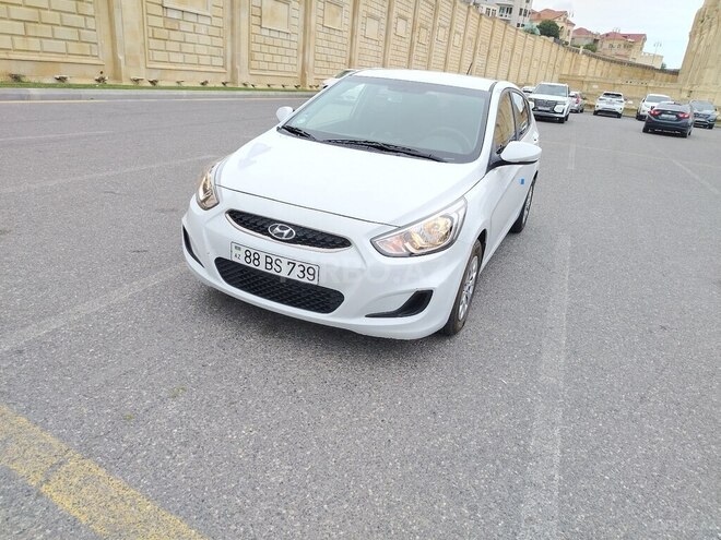 Hyundai Accent-3
