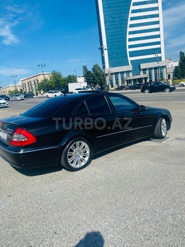 Mercedes E 220-3