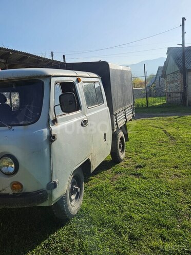 UAZ 3303-5