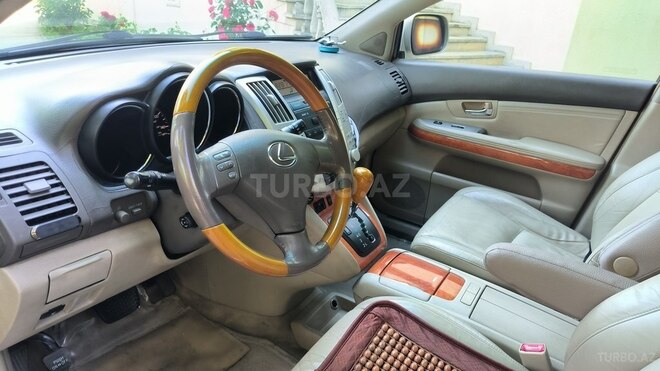 Lexus RX 330-4