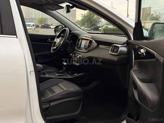 Kia Sorento-10