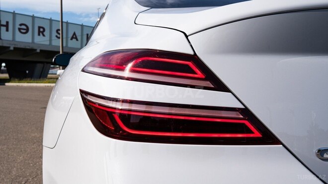 Genesis G70-12
