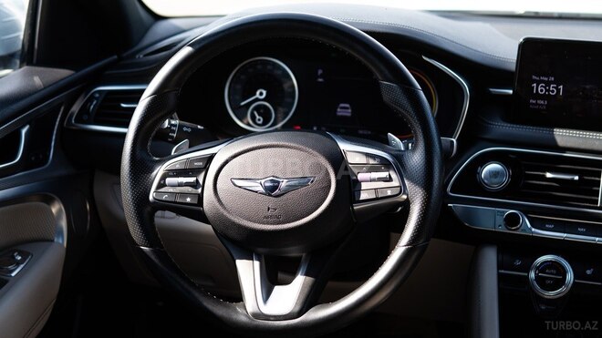 Genesis G70-16