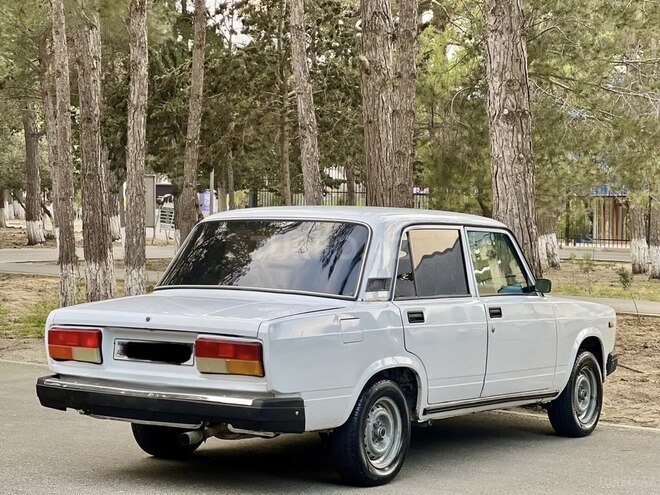 LADA (VAZ) 2107-6
